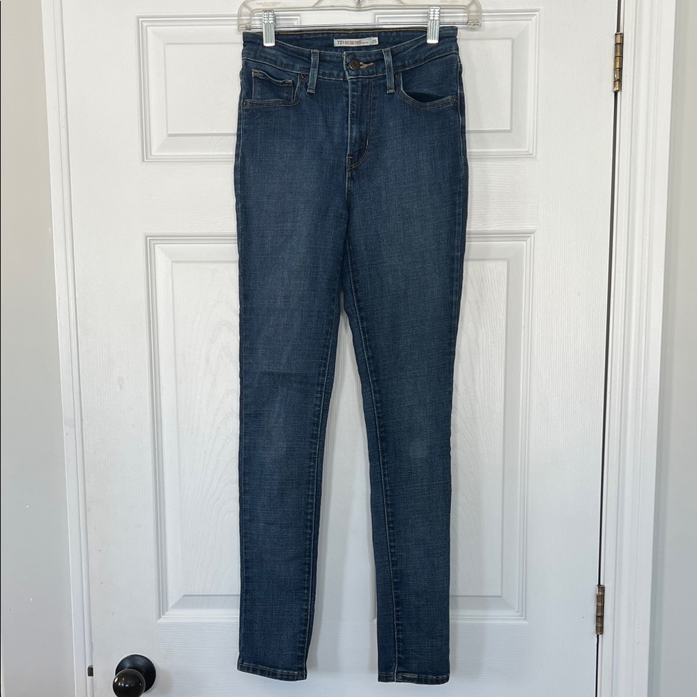 Levi's Women's Dark Blue Skinny Jeans